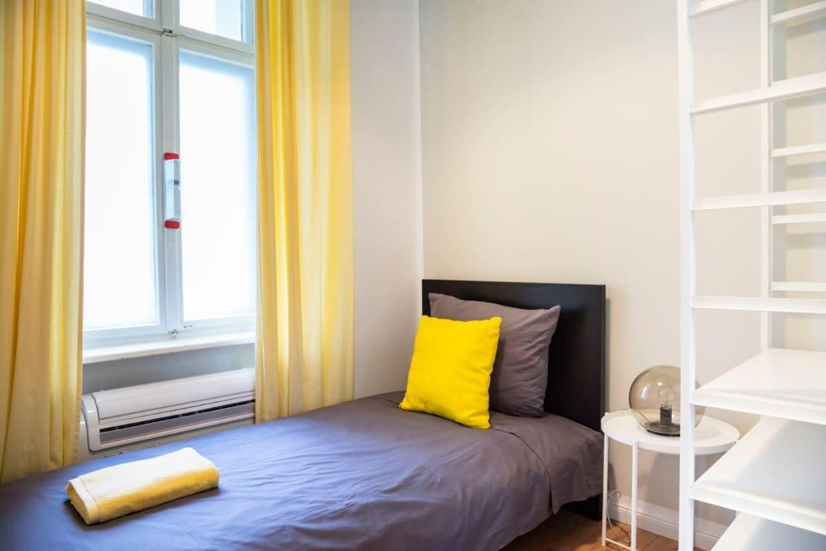 Kudamm Plus Ac Plus Selfcheckin Plus Free Street Parking Berlin Extérieur photo